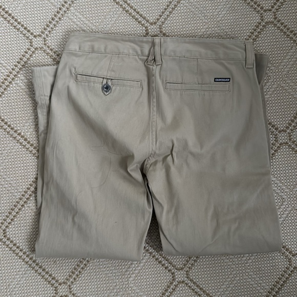 EUC size 13/14 Quicksilver set of five khaki pants UNIFORM, 1 pair of shorts - Picture 5 of 5